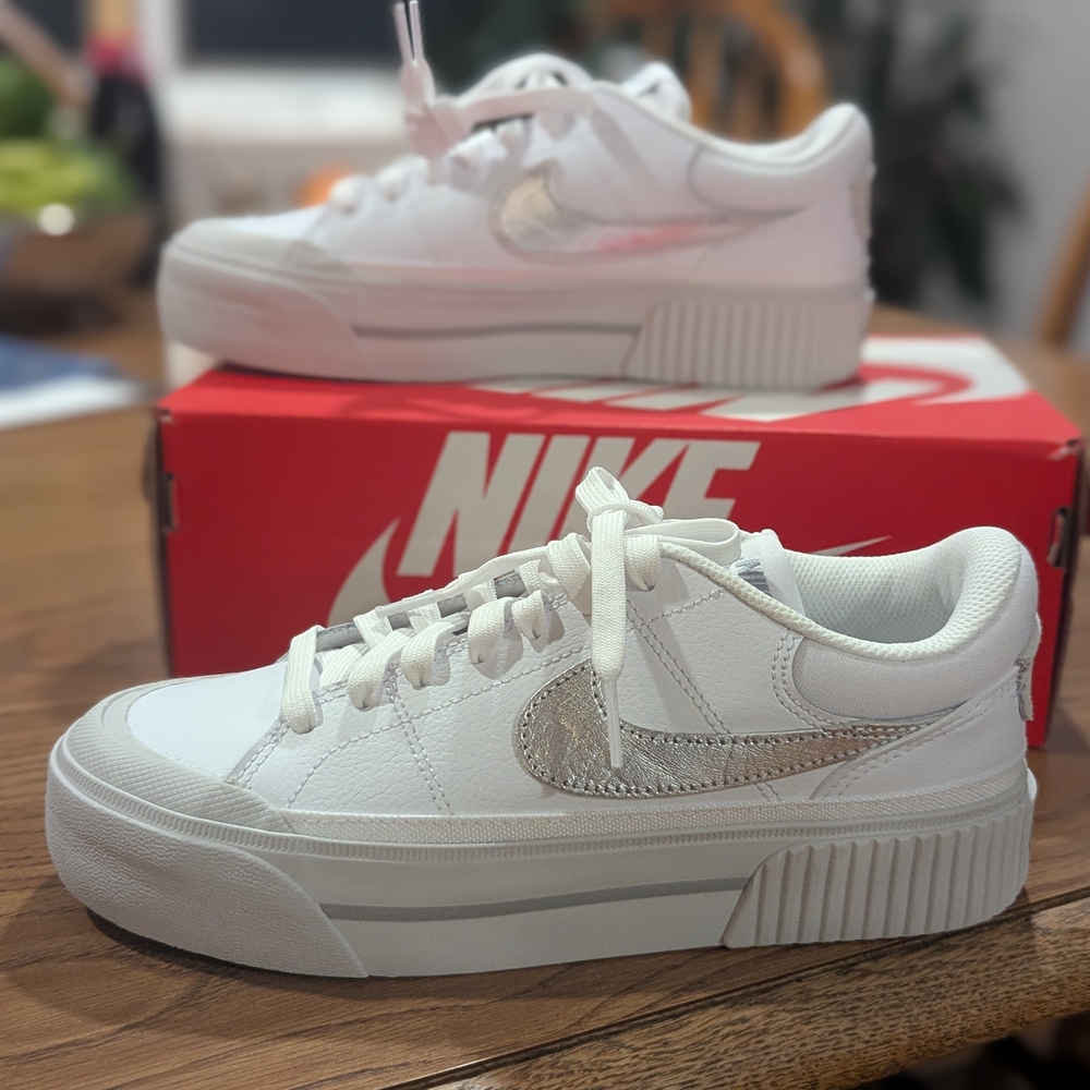 Nike Women's White and Silver Sneakers